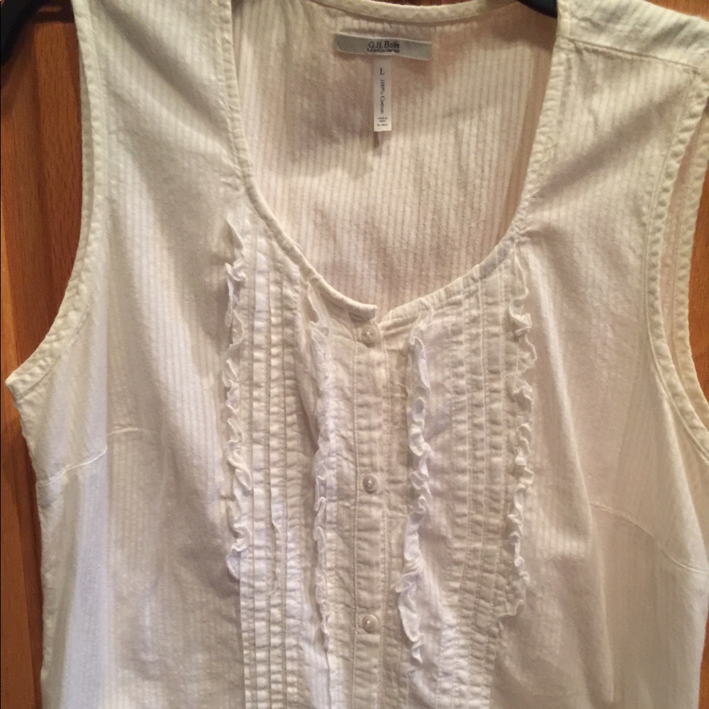 Bass tank. White. Large